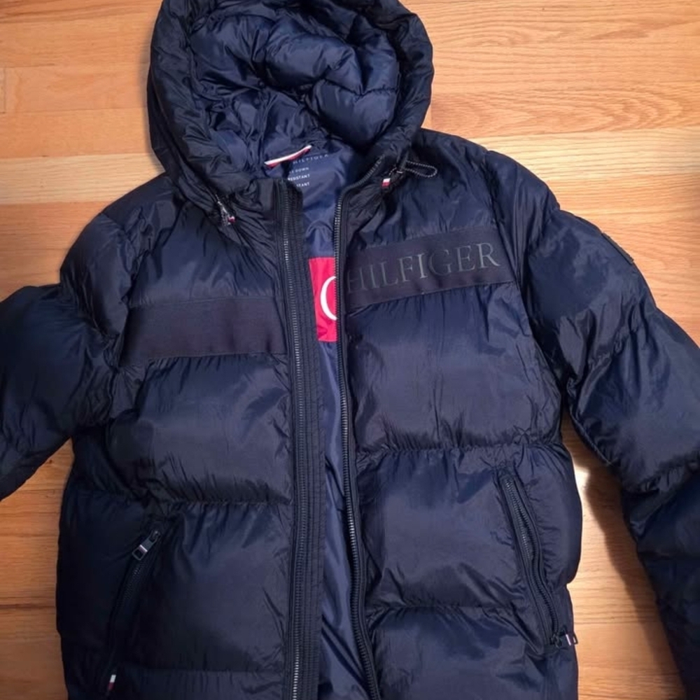 Tommy Hilfiger Navy Puffer Jacket